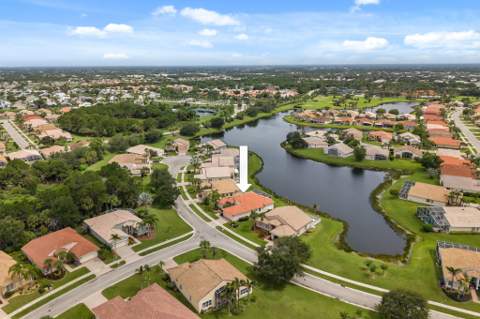 412 NW Aqua Vista Lane, Port St. Lucie FL - photo 11 of 76