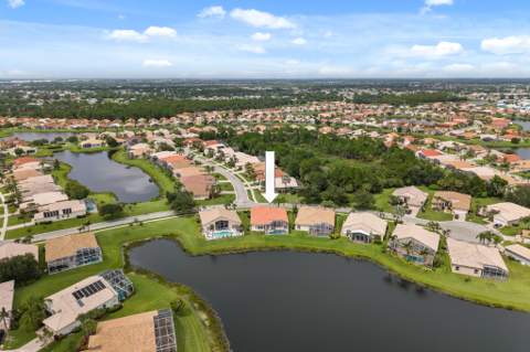 412 NW Aqua Vista Lane, Port St. Lucie FL - photo 13 of 76