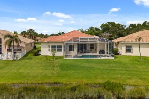 412 NW Aqua Vista Lane, Port St. Lucie FL - photo 17 of 76