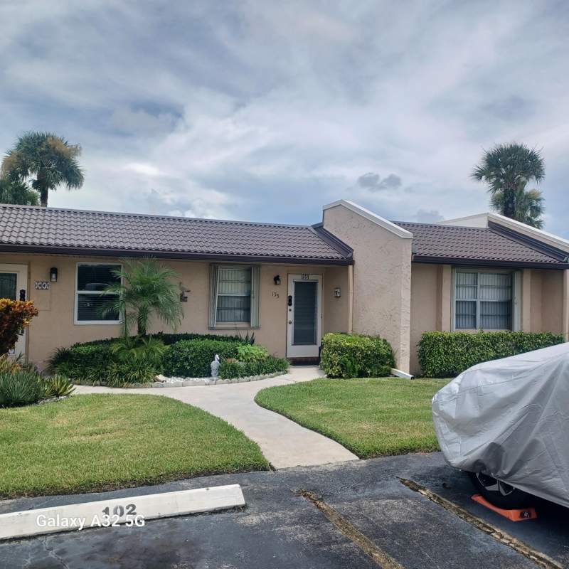 2 bedroom Condominium at 155 Lake Meryl Drive, Golden Lakes Village Condo F, West Palm Beach — photo 2