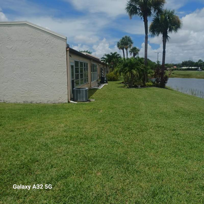 2 bedroom Condominium at 155 Lake Meryl Drive, Golden Lakes Village Condo F, West Palm Beach — photo 4