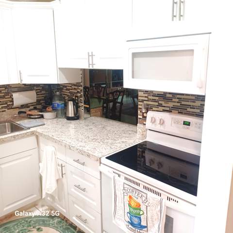 155 Lake Meryl Drive, West Palm Beach FL - photo 6 of 19