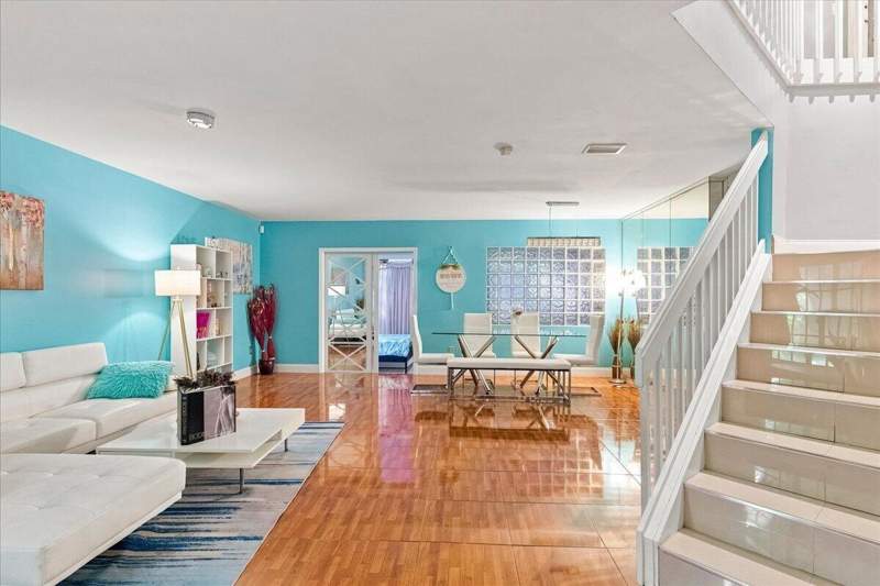 4 bedroom Single Family Residence at 1430 SW 88th Way, Cinnamon Place IV, Pembroke Pines — photo 4