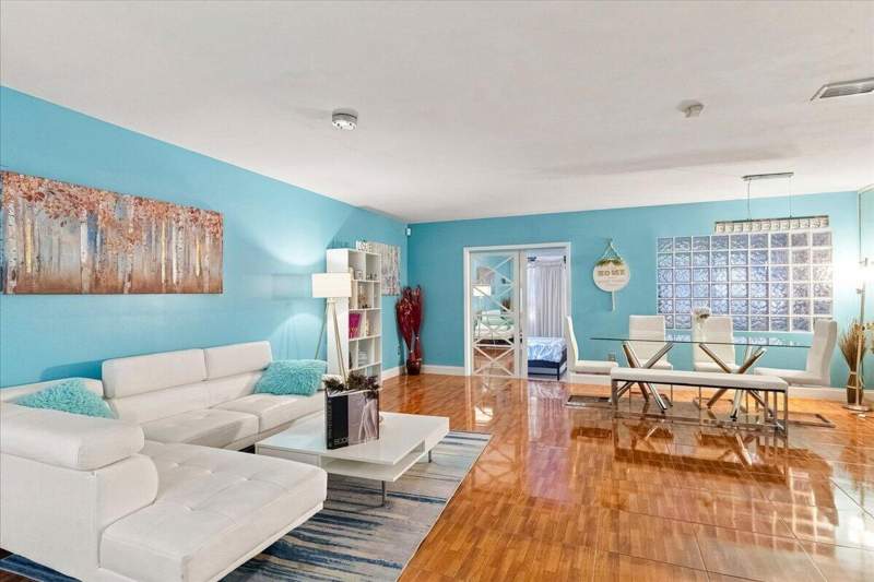 4 bedroom Single Family Residence at 1430 SW 88th Way, Cinnamon Place IV, Pembroke Pines — photo 5