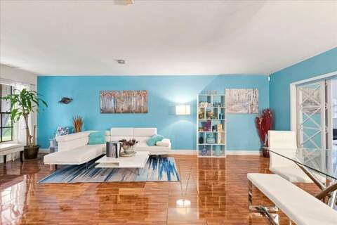 1430 SW 88th Way, Pembroke Pines FL - photo 6 of 35