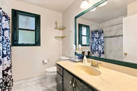 1430 SW 88th Way, Pembroke Pines FL - photo 19 of 35