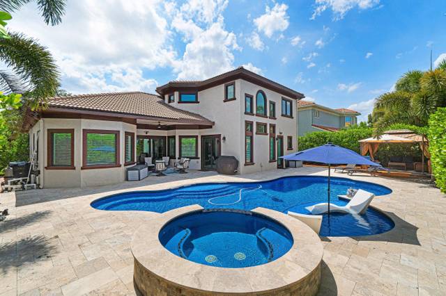 735 NW 124TH Avenue