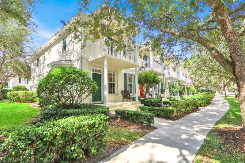 3 bedroom Townhouse at 131 Radcliffe Court, Charleston Court At Abacoa Ph 2, Jupiter — photo 2