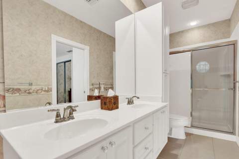 131 Radcliffe Court, Jupiter FL - photo 21 of 28