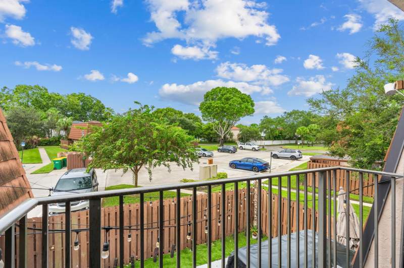 2 bedroom Townhouse at 4065 Wimbledon Drive, Rock Creek Phase Two, Cooper City — photo 4