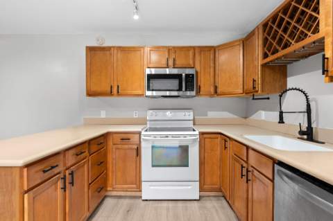 4065 Wimbledon Drive, Cooper City FL - photo 10 of 20