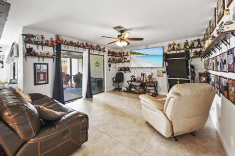 11901 Donlin Drive, Wellington FL - photo 15 of 36