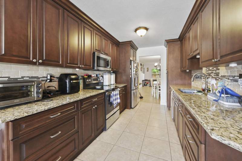 3 bedroom Townhouse at 11901 Donlin Drive, Park Place Of Wellington, Wellington — photo 5