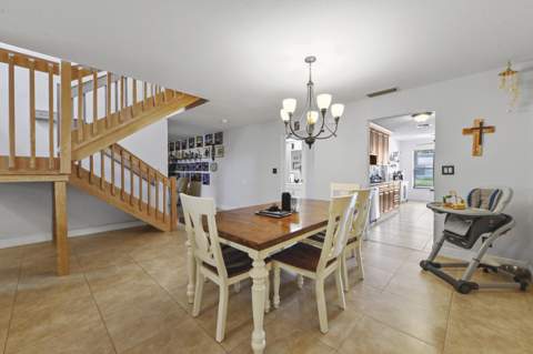 11901 Donlin Drive, Wellington FL - photo 10 of 36