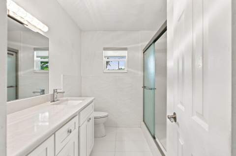 1935 Cypress Avenue, Fort Pierce FL - photo 15 of 43