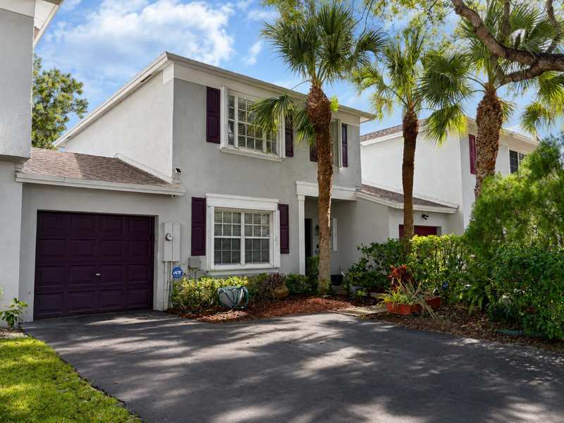 2 bedroom Townhouse at 9491 Stanley Lane, Land Section 8, Tamarac — photo 1