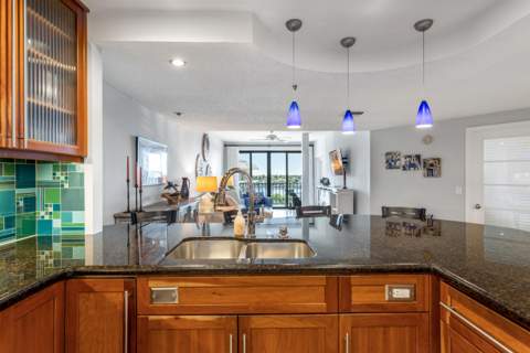 1035 S Federal Highway #Ph-11, Delray Beach FL - photo 8 of 40