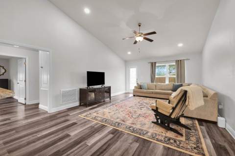 5857 NW Ethel Court, Port St. Lucie FL - photo 19 of 56