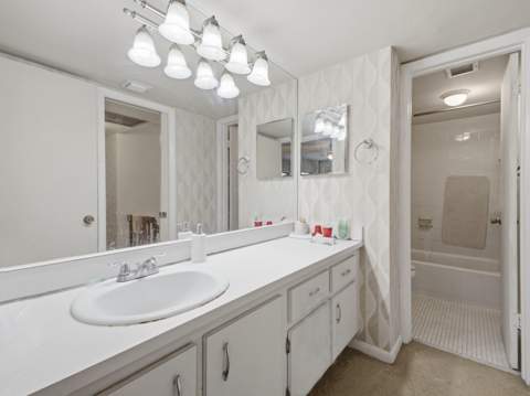 2248 White Pine Circle #A, Greenacres FL - photo 15 of 17