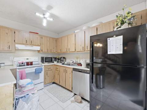 2248 White Pine Circle #A, Greenacres FL - photo 10 of 17
