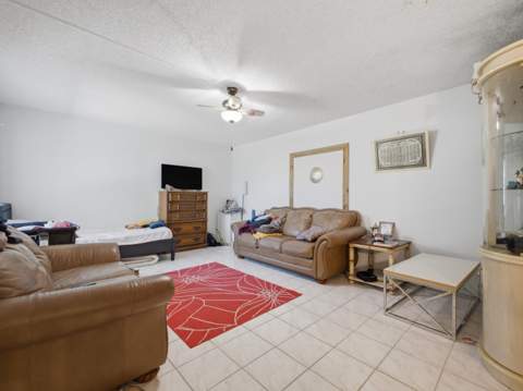 2248 White Pine Circle #A, Greenacres FL - photo 6 of 17