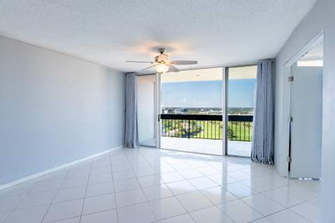 2400 Presidential Way #Ph6, West Palm Beach FL - photo 7 of 37