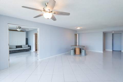 2400 Presidential Way #Ph6, West Palm Beach FL - photo 9 of 37