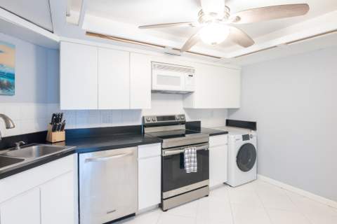 2400 Presidential Way #Ph6, West Palm Beach FL - photo 13 of 37