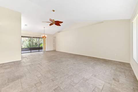 2525 SW Grotto Circle, Port St. Lucie FL - photo 7 of 38