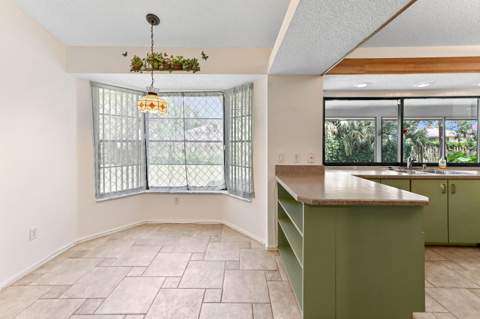 2525 SW Grotto Circle, Port St. Lucie FL - photo 13 of 38