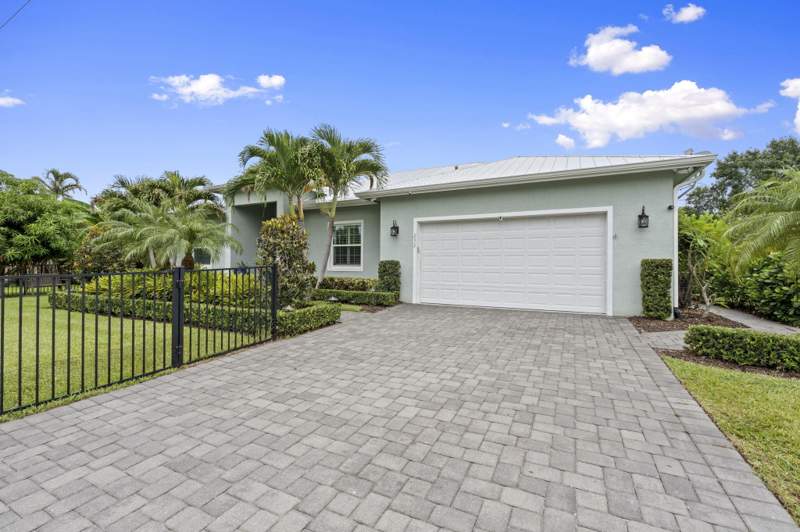 3 bedroom Single Family Residence at 232 SW Indian Groves Drive, Indian Groves, Stuart — photo 2