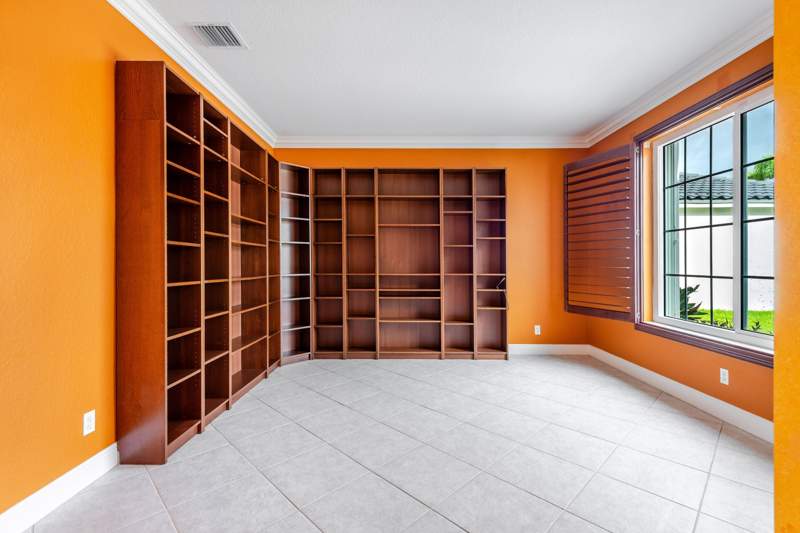 5 bedroom Single Family Residence at 112 Isola Circle, Bella Terra Pud 1, Royal Palm Beach — photo 3