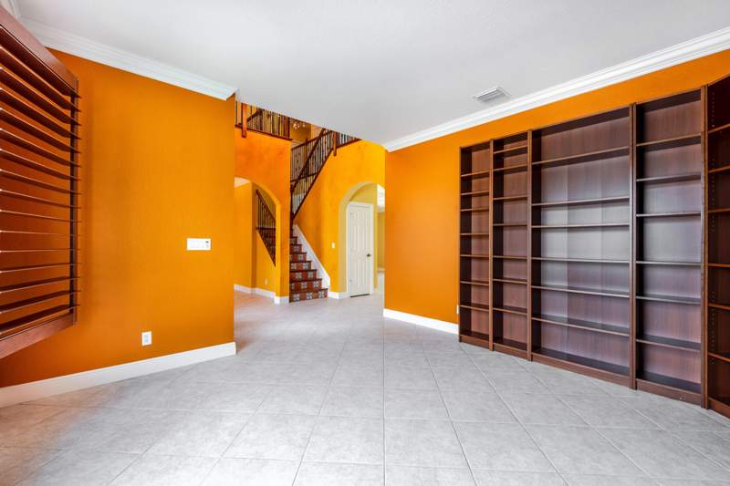5 bedroom Single Family Residence at 112 Isola Circle, Bella Terra Pud 1, Royal Palm Beach — photo 4