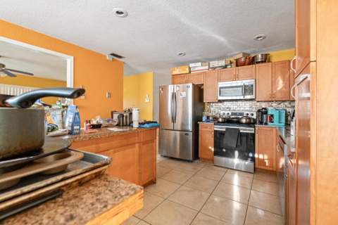 4786 Pine Cone Lane, West Palm Beach FL - photo 14 of 57