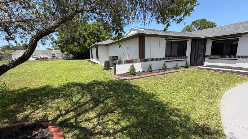 3 bedroom Single Family Residence at 257 SW Cherryhill Road, Port St Lucie Sec 41, Port St. Lucie — photo 2