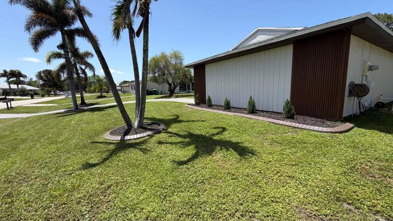 3 bedroom Single Family Residence at 257 SW Cherryhill Road, Port St Lucie Sec 41, Port St. Lucie — photo 3