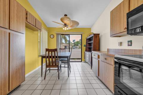 8 Eaton Place, Boynton Beach FL - photo 9 of 26