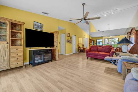 8 Eaton Place, Boynton Beach FL - photo 14 of 26