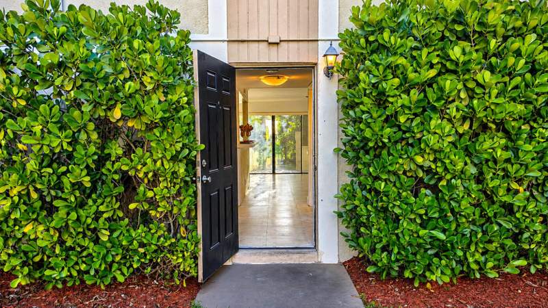2 bedroom Townhouse at 8801 W Sample Road #4, Springwood Condo, Coral Springs — photo 4
