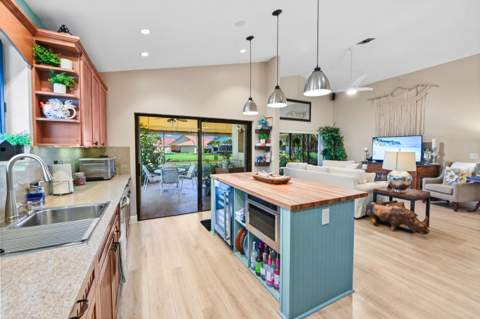 108 Executive Circle, Boynton Beach FL - photo 13 of 52
