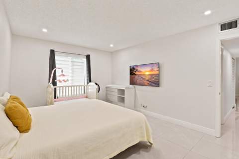 609 Sea Pine Way #F2, Greenacres FL - photo 17 of 20