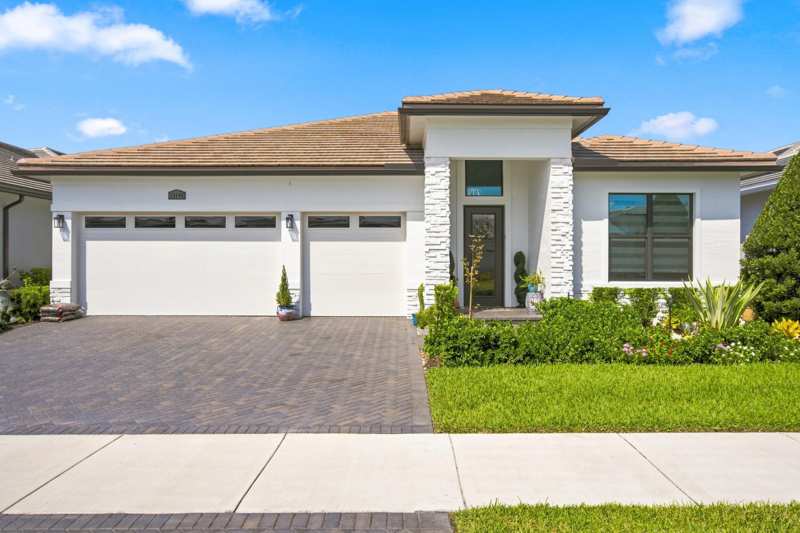 3 bedroom Single Family Residence at 13145 SW Shinnecock Drive, Astor Creek Golf & Country Club, Port St. Lucie — photo 1