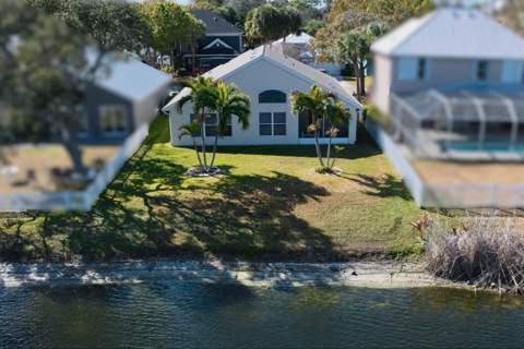 849 NW Waterlily Place, Jensen Beach FL - photo 22 of 24