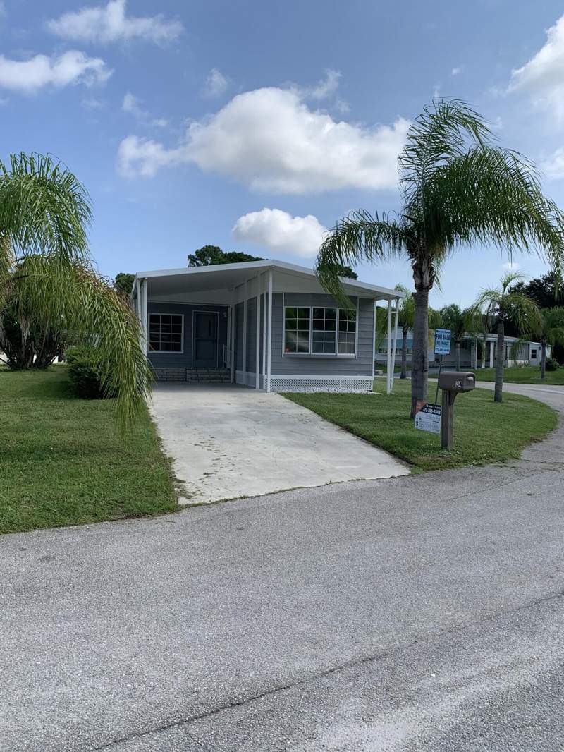 2 bedroom Mobile Home at 34 San Luis Obispo, Spanish Lakes Country Club Village, Fort Pierce — photo 2