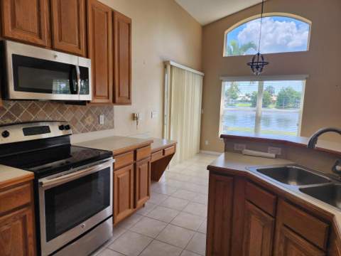 849 NW Waterlily Place, Jensen Beach FL - photo 8 of 24