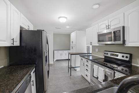 627 Hollows Circle, Deerfield Beach FL - photo 18 of 52