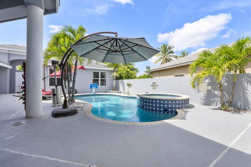5 bedroom Single Family Residence at 4862 Kensington Circle, Kensington, Coral Springs — photo 5