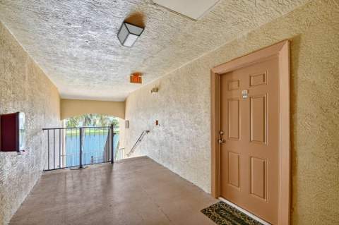 4180 San Marino Boulevard #304, West Palm Beach FL - photo 20 of 53
