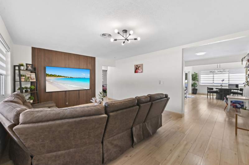 3 bedroom Single Family Residence at 1100 N 57th Terrace, Hollywood Beach Heights Park , Hollywood — photo 3