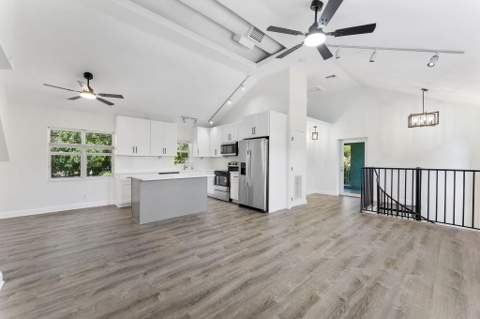 7044 Thompson Road, Boynton Beach FL - photo 15 of 44